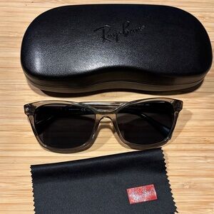 Ray-Ban | frames with case